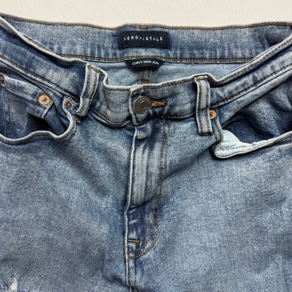 Aeropostale Distressed‎ Mom Jeans Ripped Denim High Rise Light Wash Women's - Picture 3 of 4